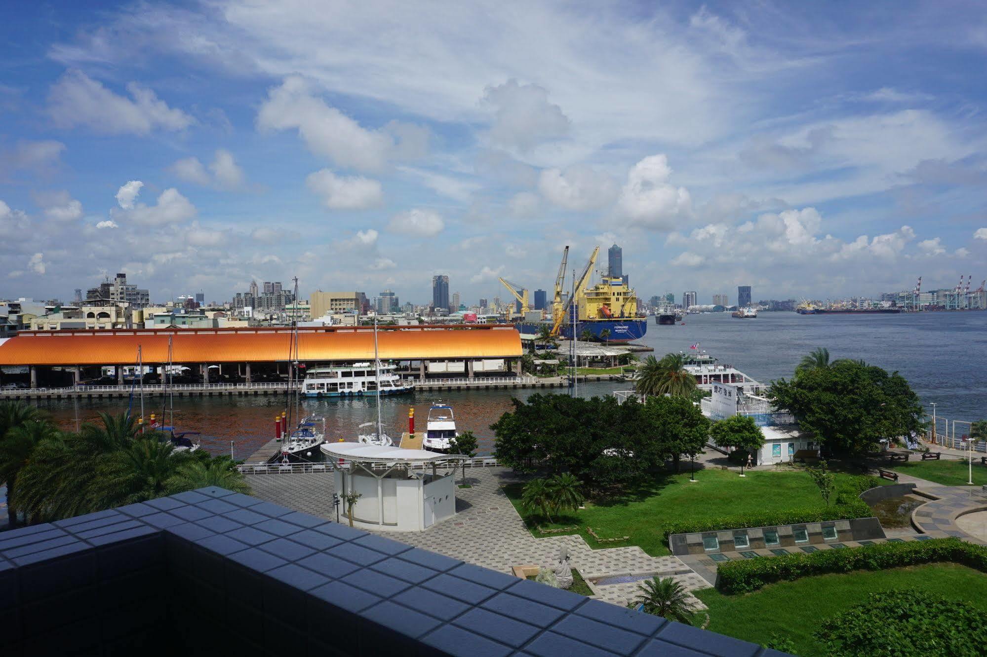 Watermark Hotel - Sizihwan Kaohsiung Luaran gambar
